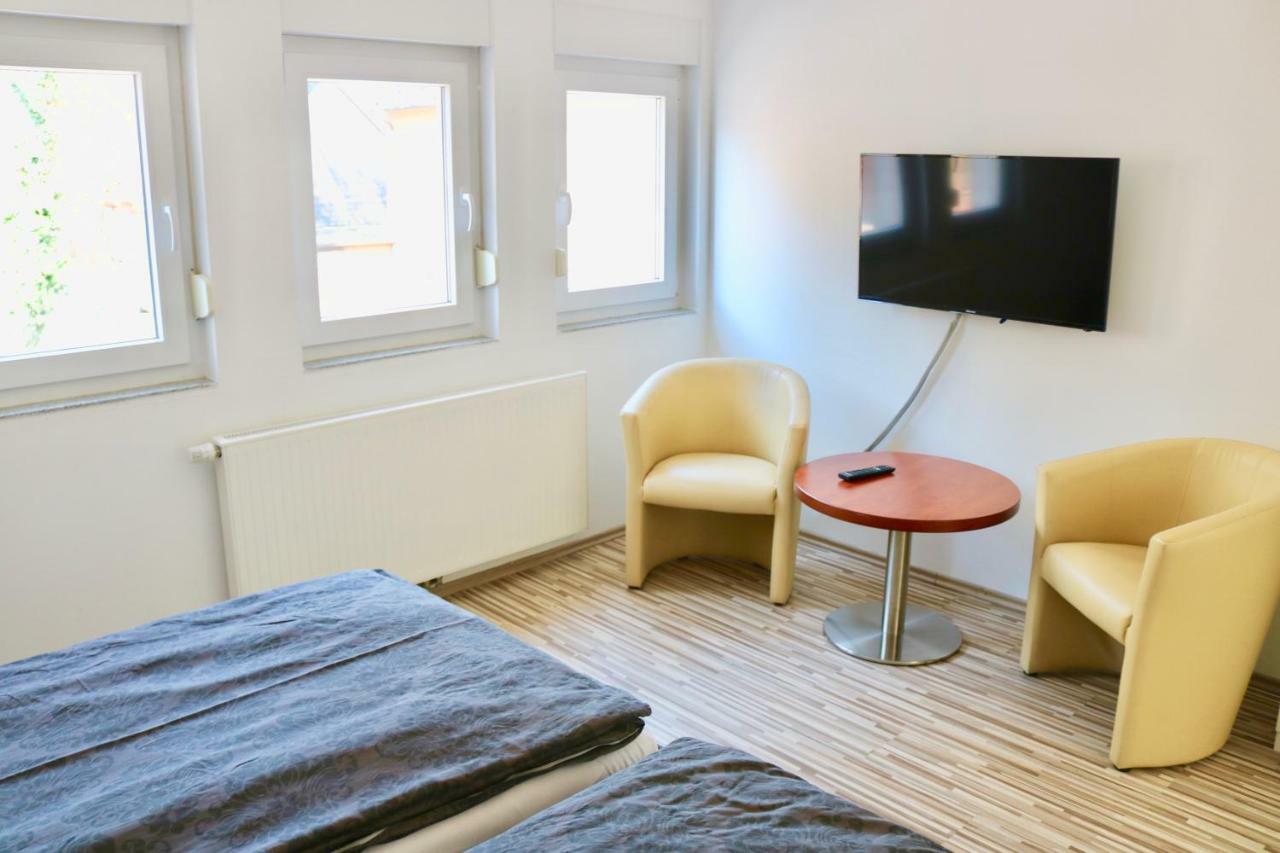 Zwei Ferienwohnungen Anker Max 5 Personen & Leuchtturm Max 4 Personen, Direkt In Steinhude Scheunenviertel, Balkon, Wlan , Privater Parkplatz, Wallbox Екстер'єр фото